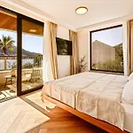 & - Of 5 Star Villa *