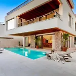 Villa & - Of 5 Star