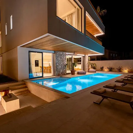 & - Of 5 Star Villa *