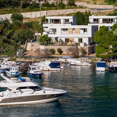 & - Of 5 Star Villa