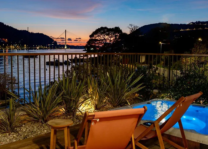 & - Of 5 Star Vila Dubrovnik