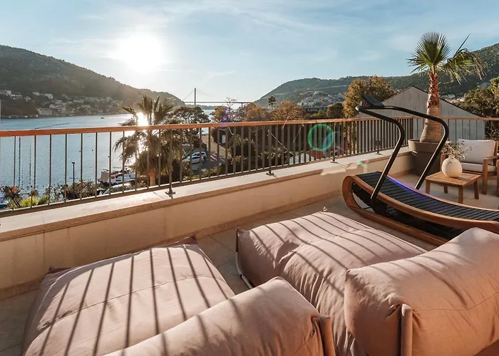 & - Of 5 Star Villa *