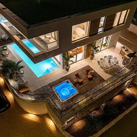 & - Of 5 Star Villa