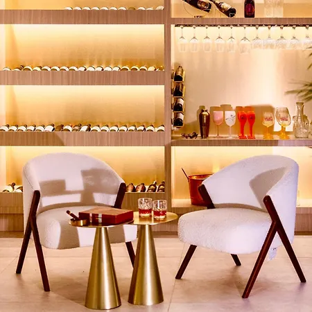 Vila & - Of 5 Star *