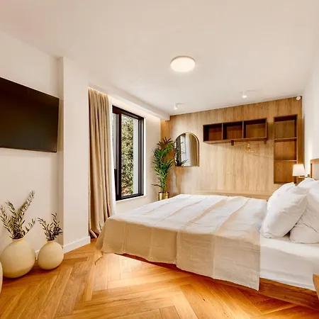 & - Of 5 Star Villa *